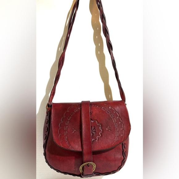 Vintage Handbags - Vintage handmade crossbody Elegant Red Leather Handbag
